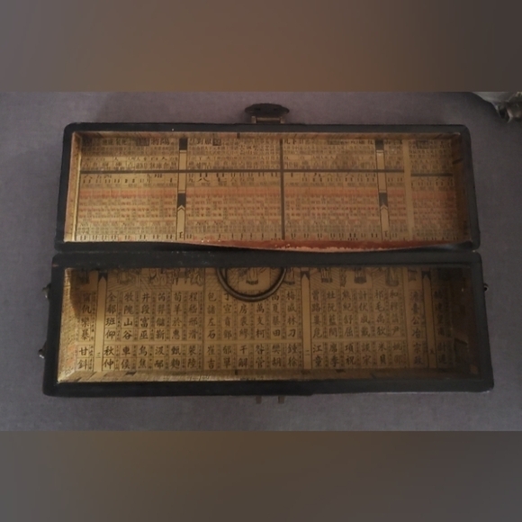 Ethan Allen box home size 16" x 5" + red pink green black brown gold - Picture 2 of 16